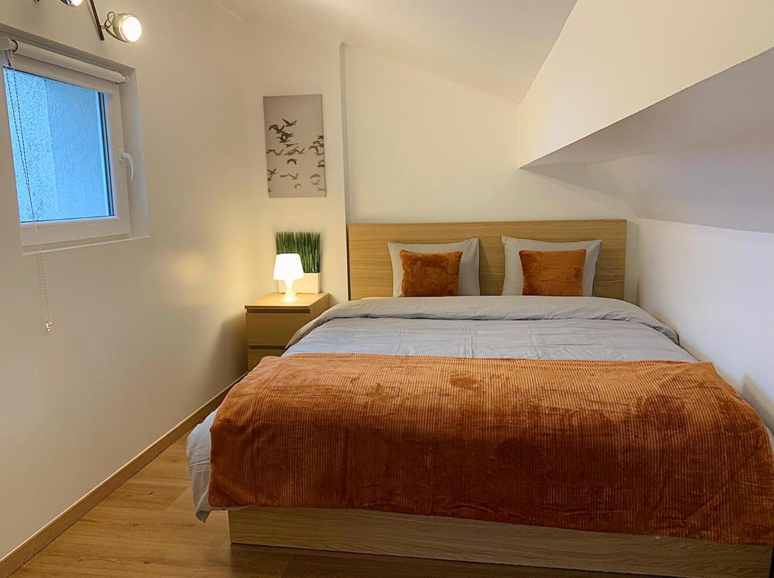 Esch/Alzette City Apartment Esterno foto